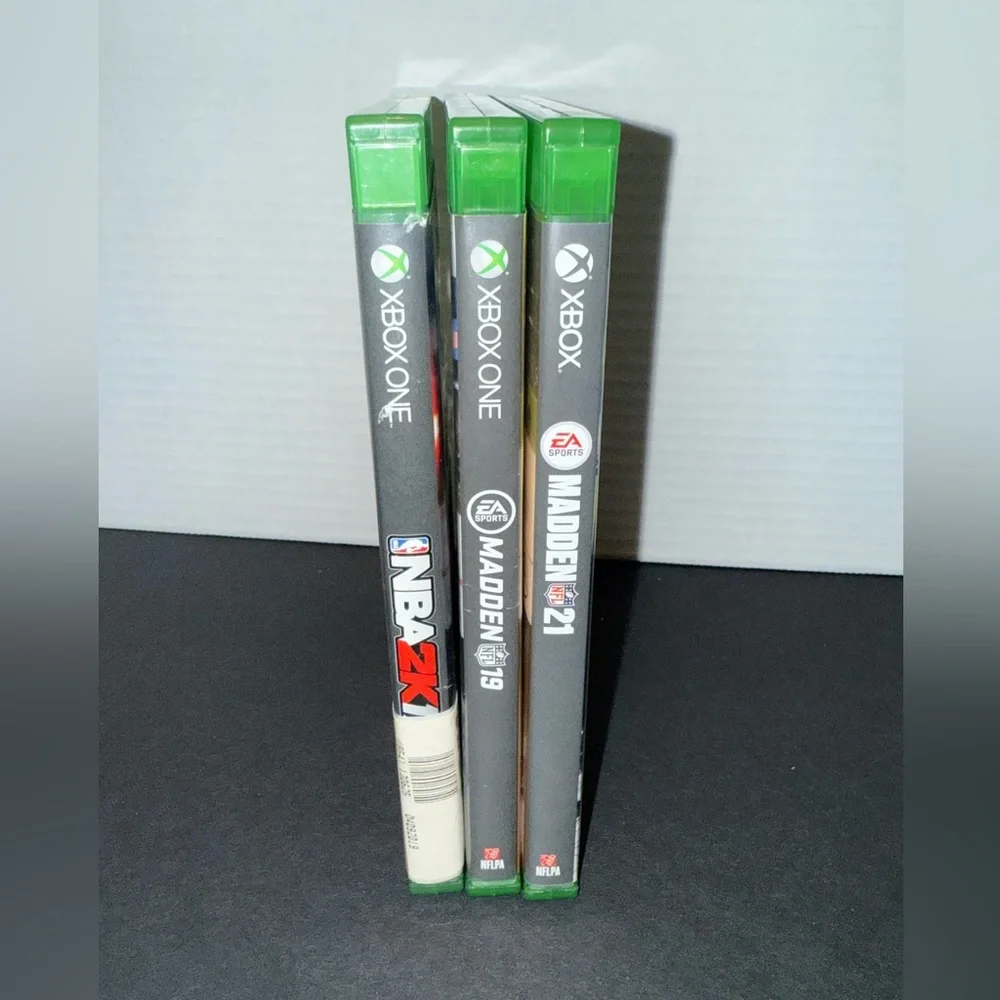 Xbox one video game lot Madden 21 Madden 19 NBA 2K17 Estate Item Bundle